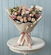 Букет цветов из:  Розы и Лизиантусы в Чернышковский