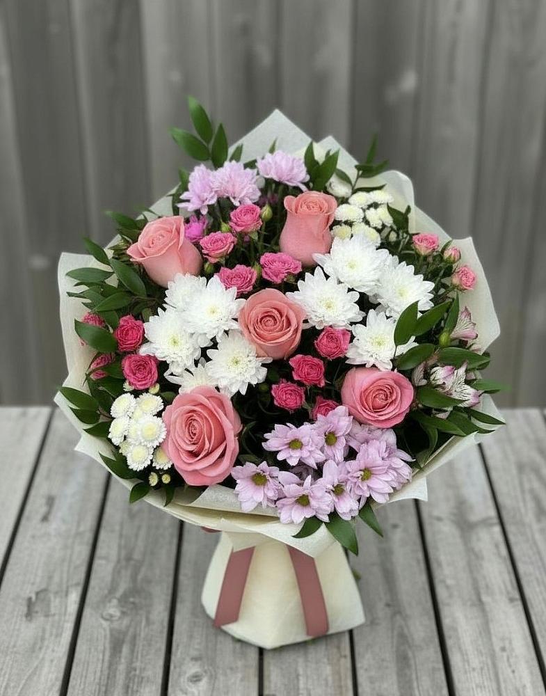 Букет цветов из: Альстромерии, Гвоздики, Розы и Хризантемы в Чернышковский