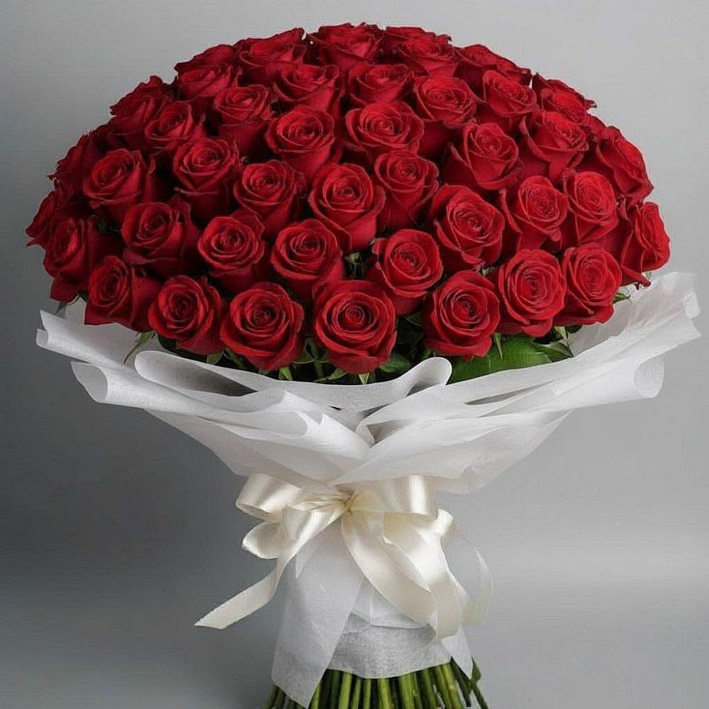 Букет 101 Красная роза Блэк Мэджик в Чернышковский