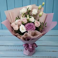 Букет цветов из:  Розы и Лизиантусы в Чернышковский