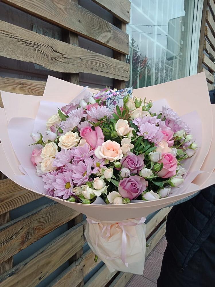 Букет цветов из: Розы и Хризантемы в Чернышковский