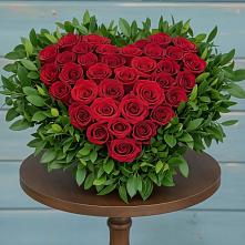 Цветочная композиция из Розы в виде сердца в Чернышковский