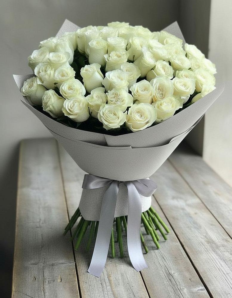 Букет 35 Белых роз в Чернышковский
