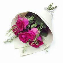 Букет цветов из:  Розы в Чернышковский