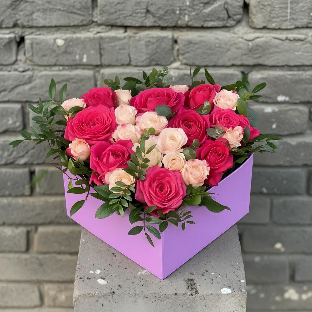 Цветочная композиция из Розы в коробке в Чернышковский