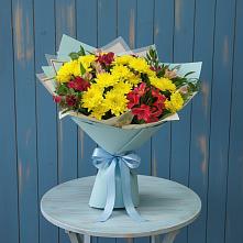 Букет цветов из:  Альстромерии и Хризантемы в Чернышковский