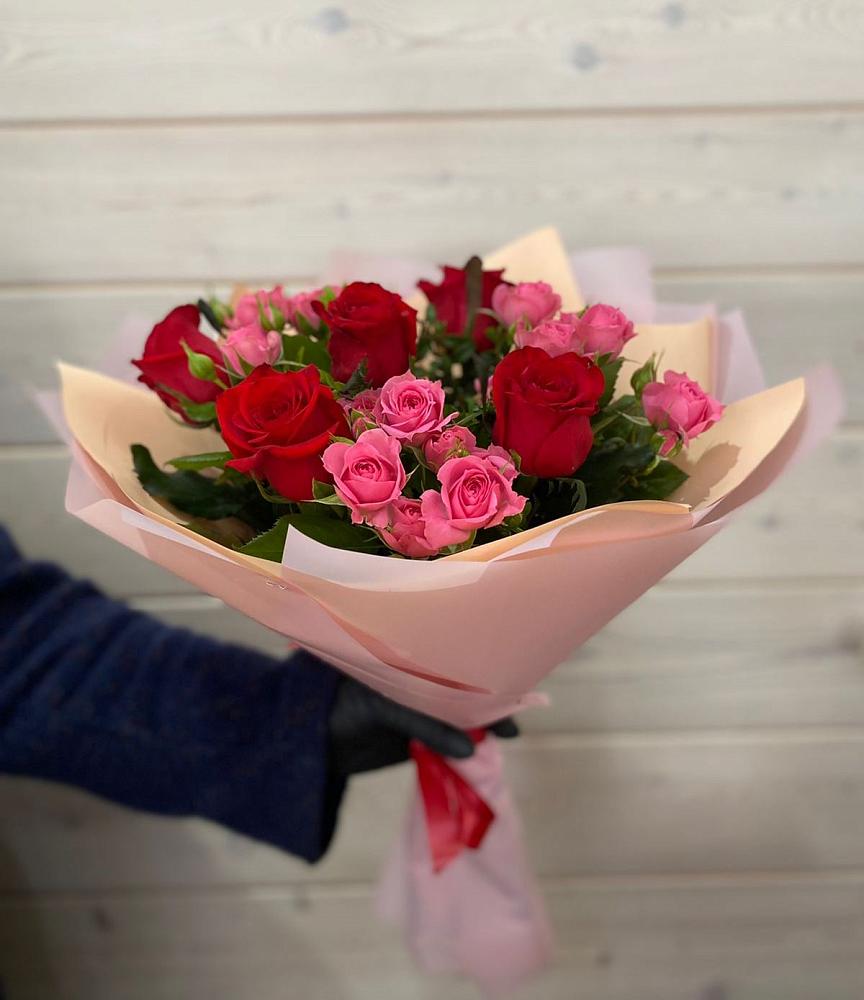 Букет цветов из: Розы в Чернышковский