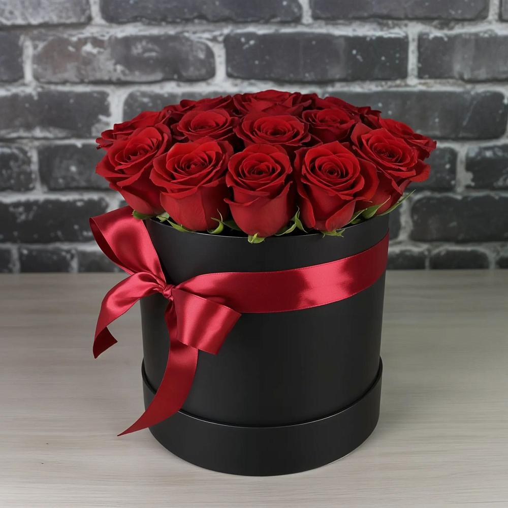 Цветочная композиция из Розы в шляпной коробке в Чернышковский